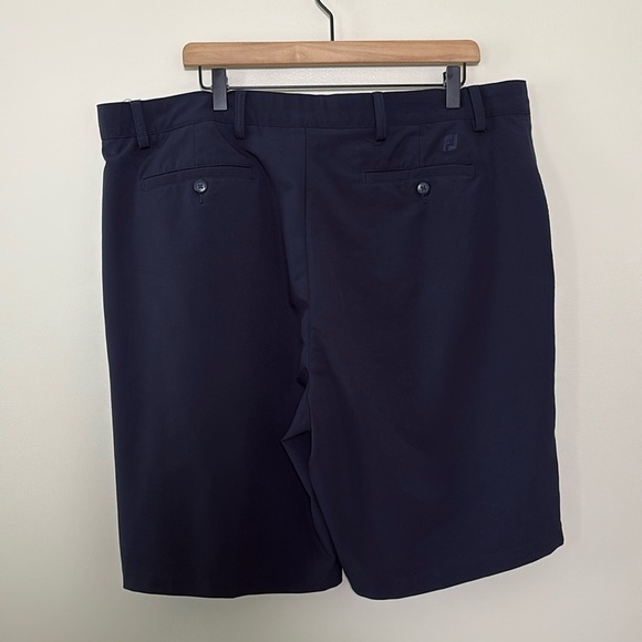 FootJoy Lightweight 9" Short Performance Golf Flat Front Classic Navy Size 38 - Picture 11 of 14